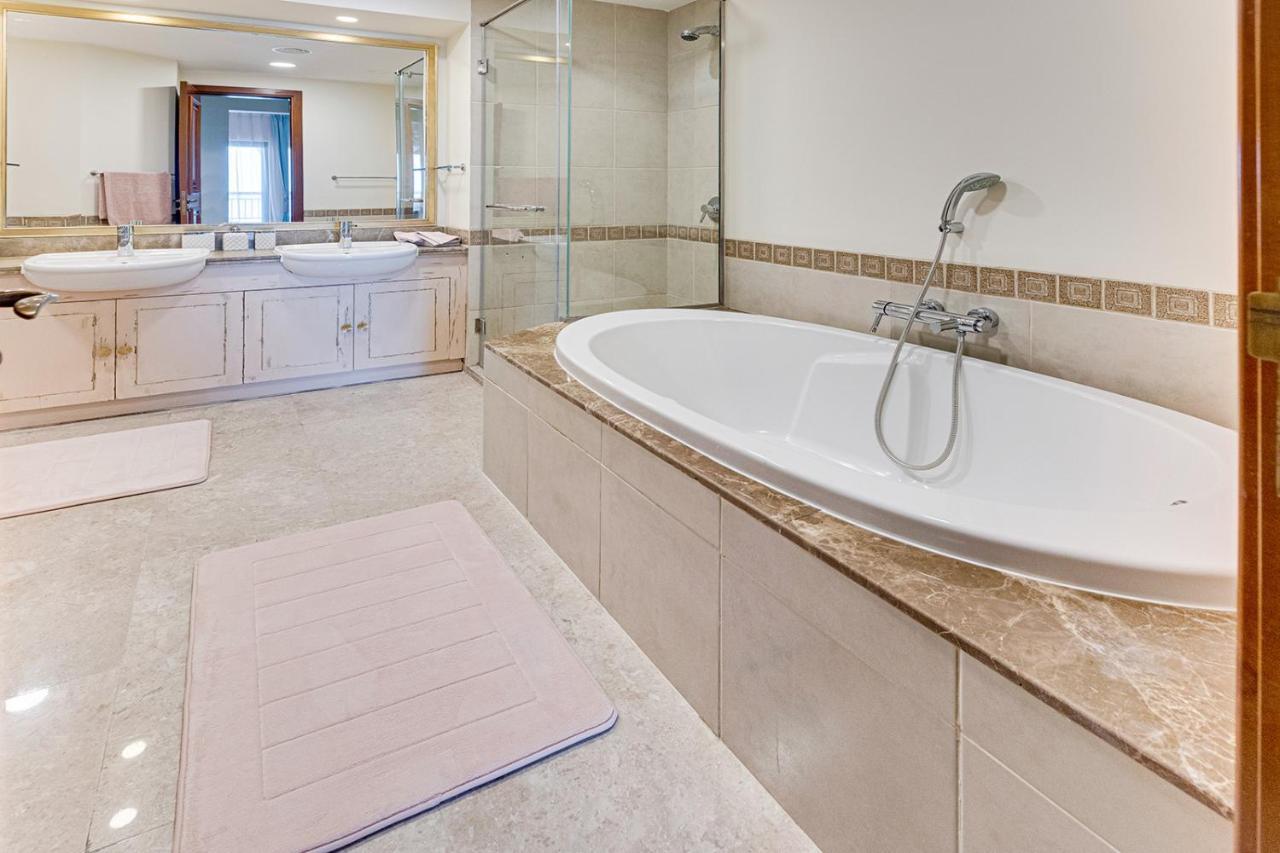 Apartment Fairmont The Palm, Free Access To And Pools Dubai