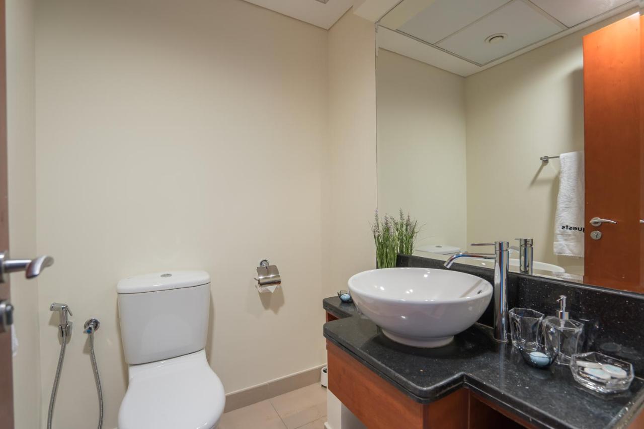 Higuests - Luxury In The Iconic Park Towers Apartment Dubai