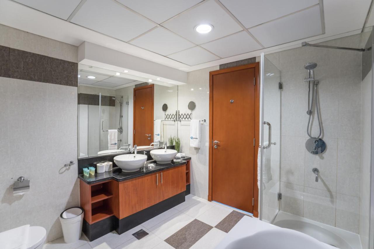 Higuests - Luxury In The Iconic Park Towers *