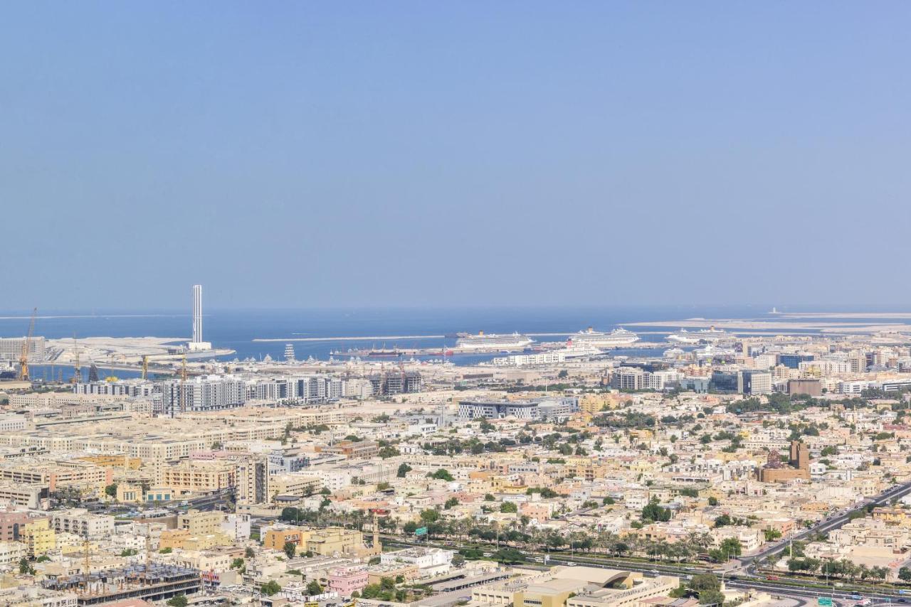 Nassima Tower 5* Dubai