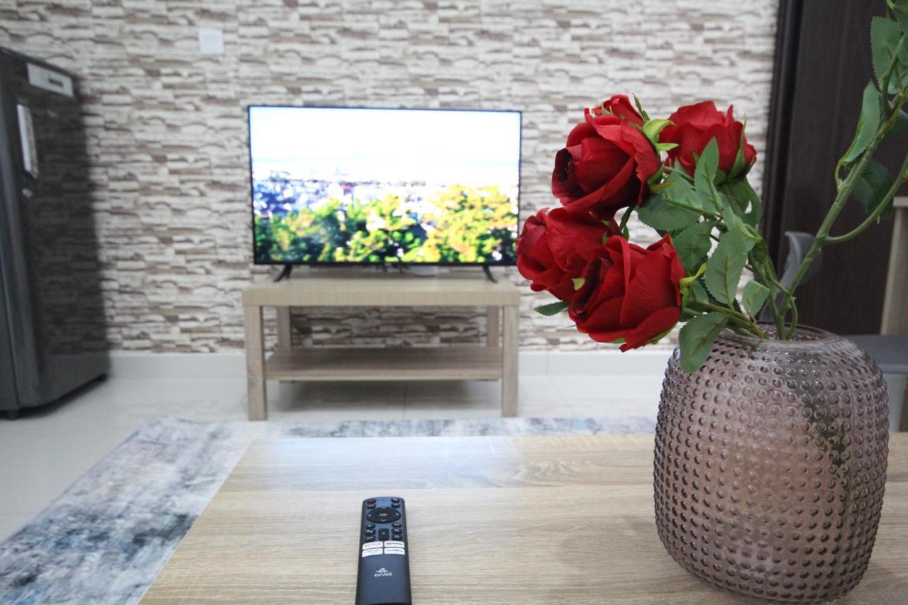 Apartment Furnished For Rent In *