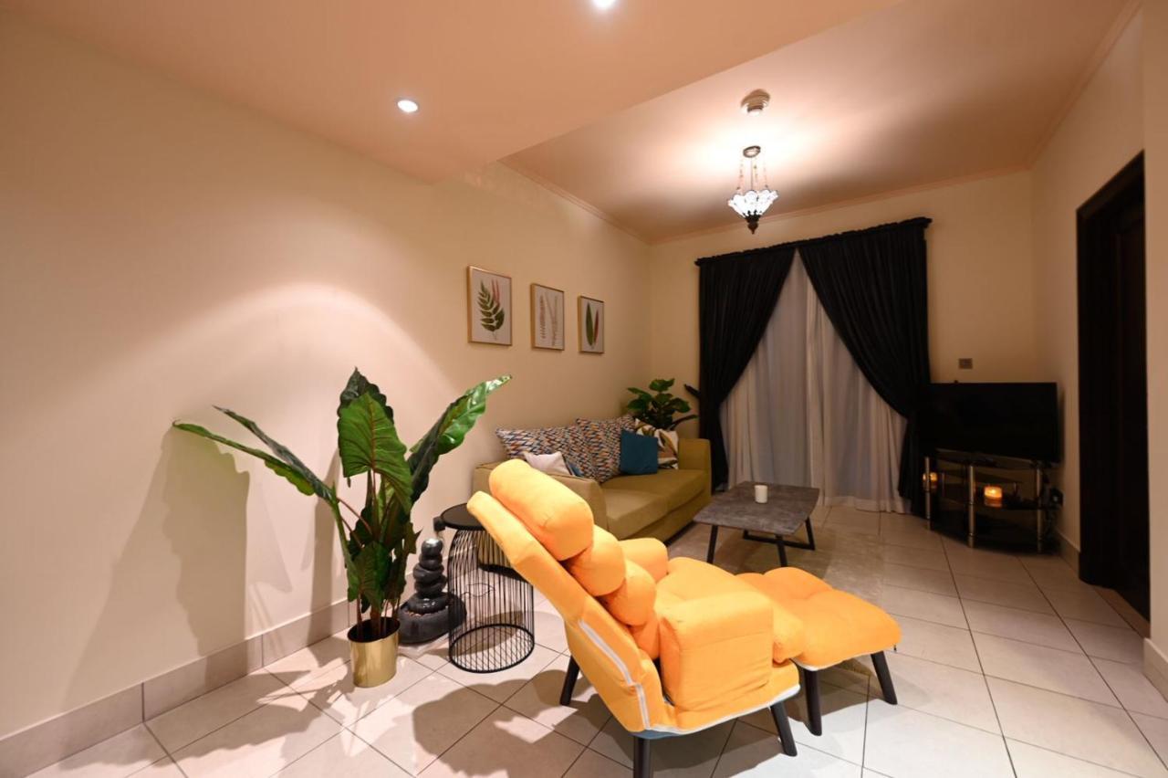 Newly Furnished. Cozy Apartment. Quite Location. Apartment *