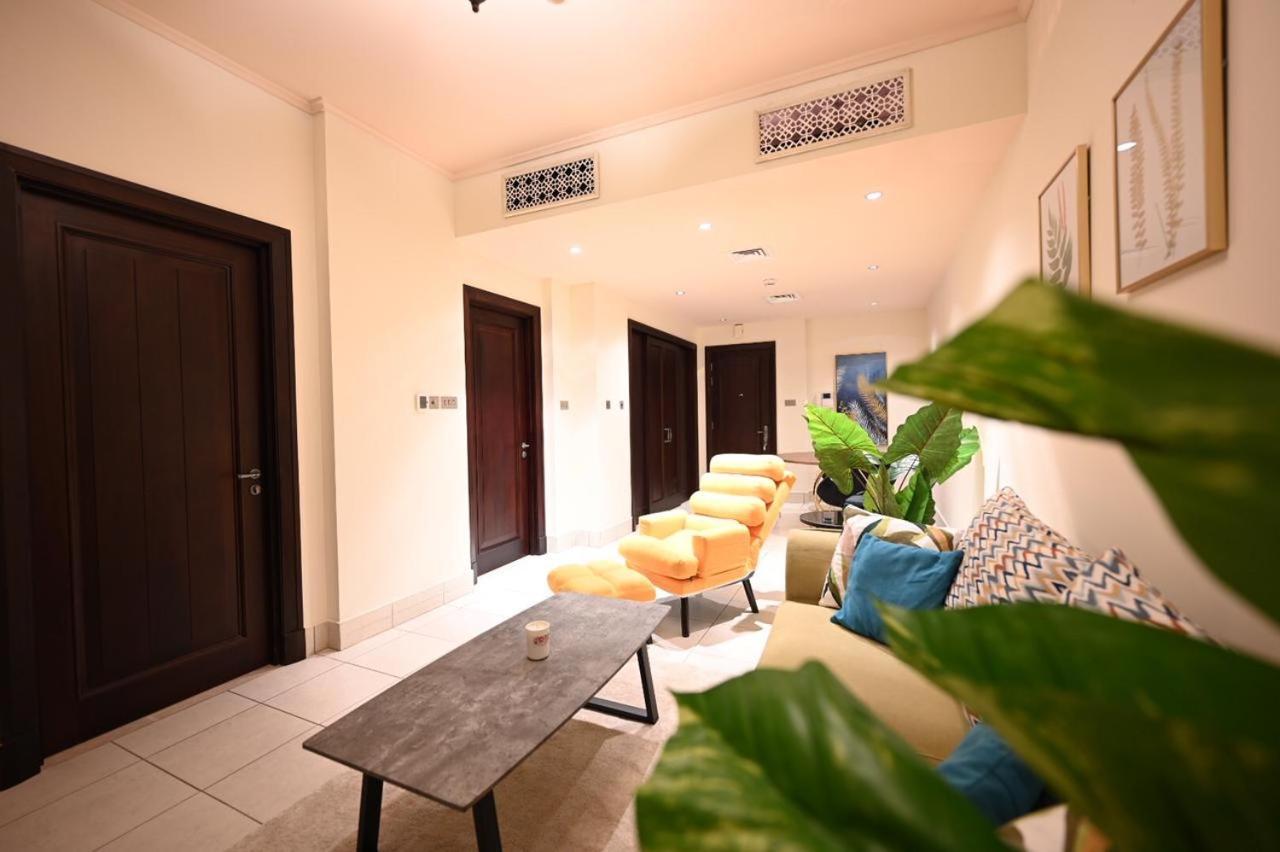 Apartment Newly Furnished. Cozy Apartment. Quite Location. *