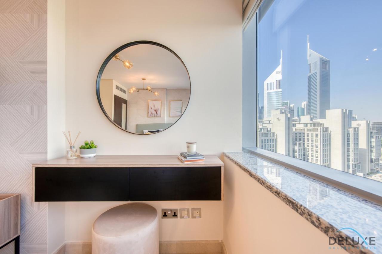 Great Value Stylish With Pool & Stunning Views By Deluxe Homes Apartment