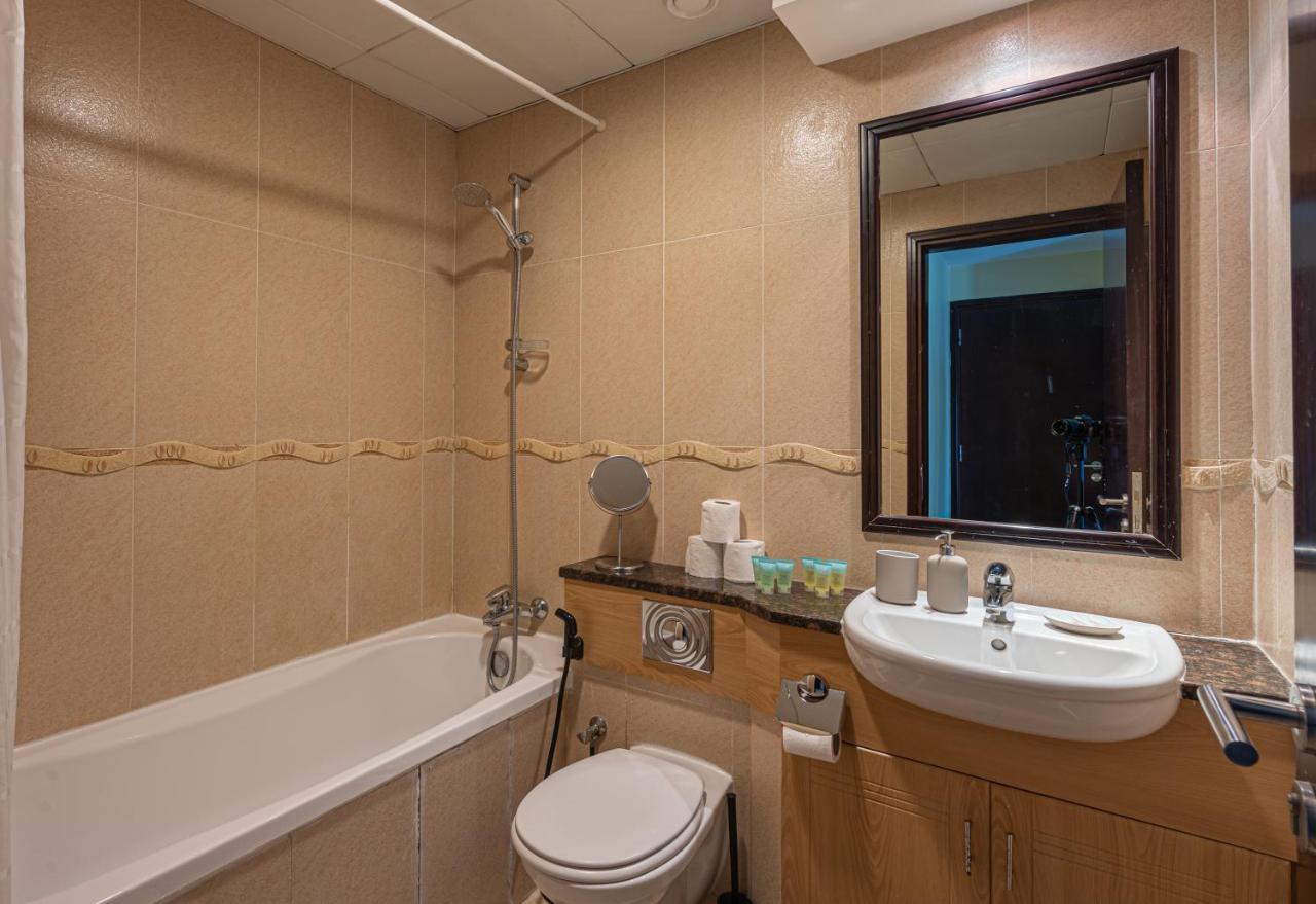 Higuests - Spacious Close To Marina Walk *