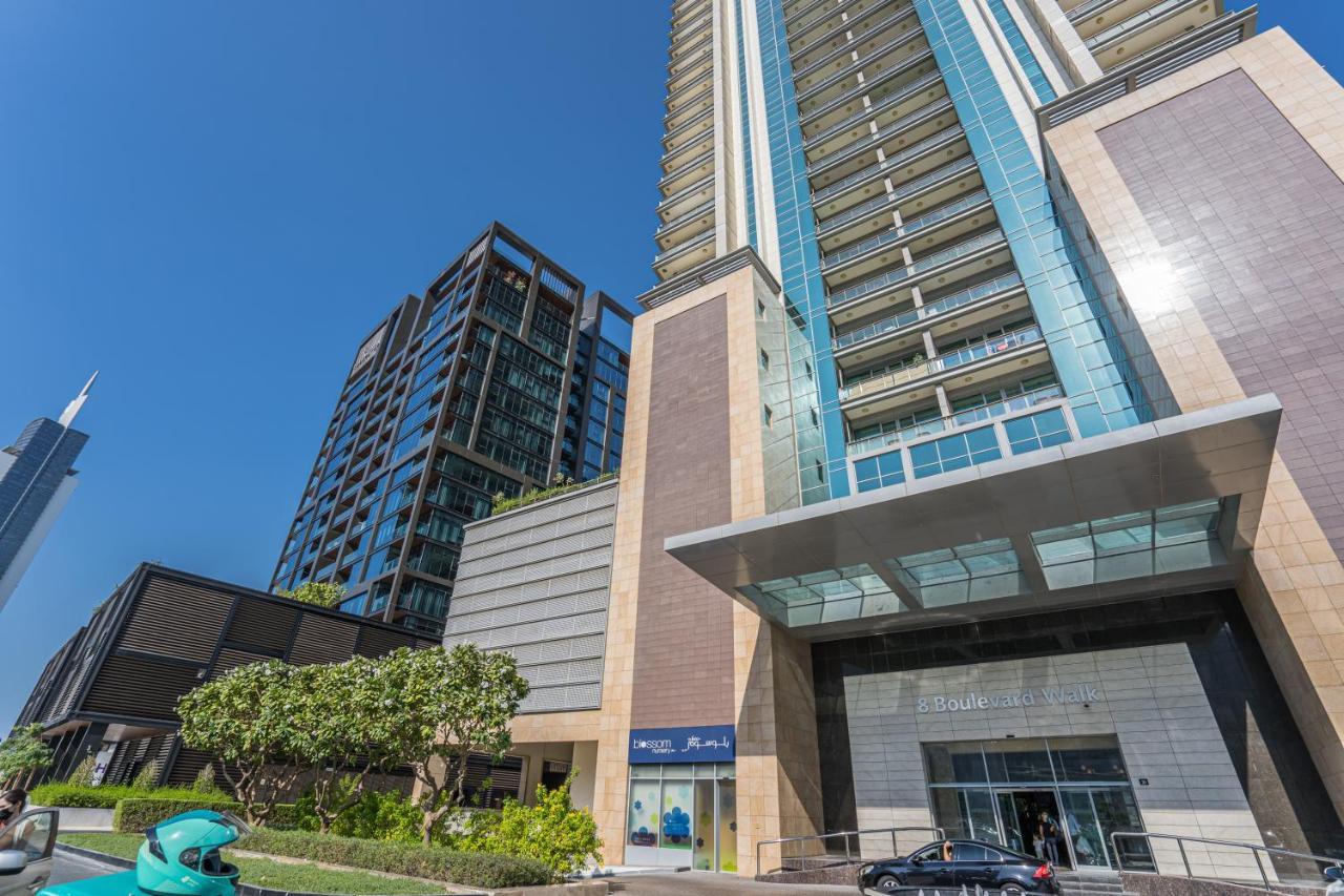 Apartment Higuests - Royal 2br With Balcony Near Burj Khalifa