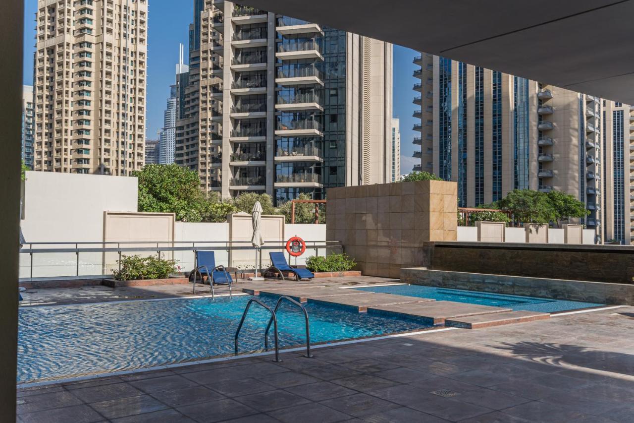 Higuests - Royal 2br With Balcony Near Burj Khalifa Apartment *