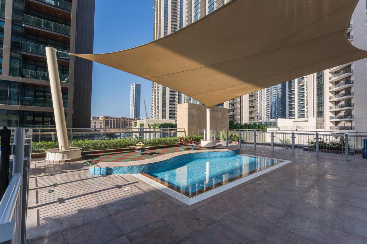 Higuests - Royal 2br With Balcony Near Burj Khalifa Apartment