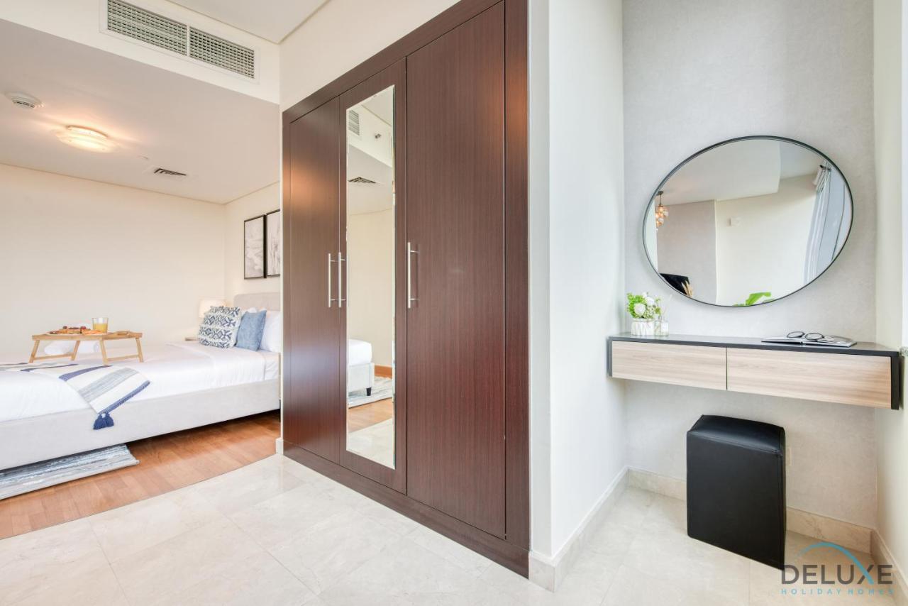 Apartment Oceanic At Sky Gardens Difc By Deluxe Homes *