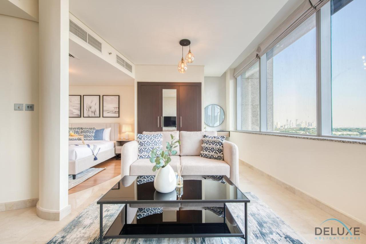 Apartment Oceanic At Sky Gardens Difc By Deluxe Homes *