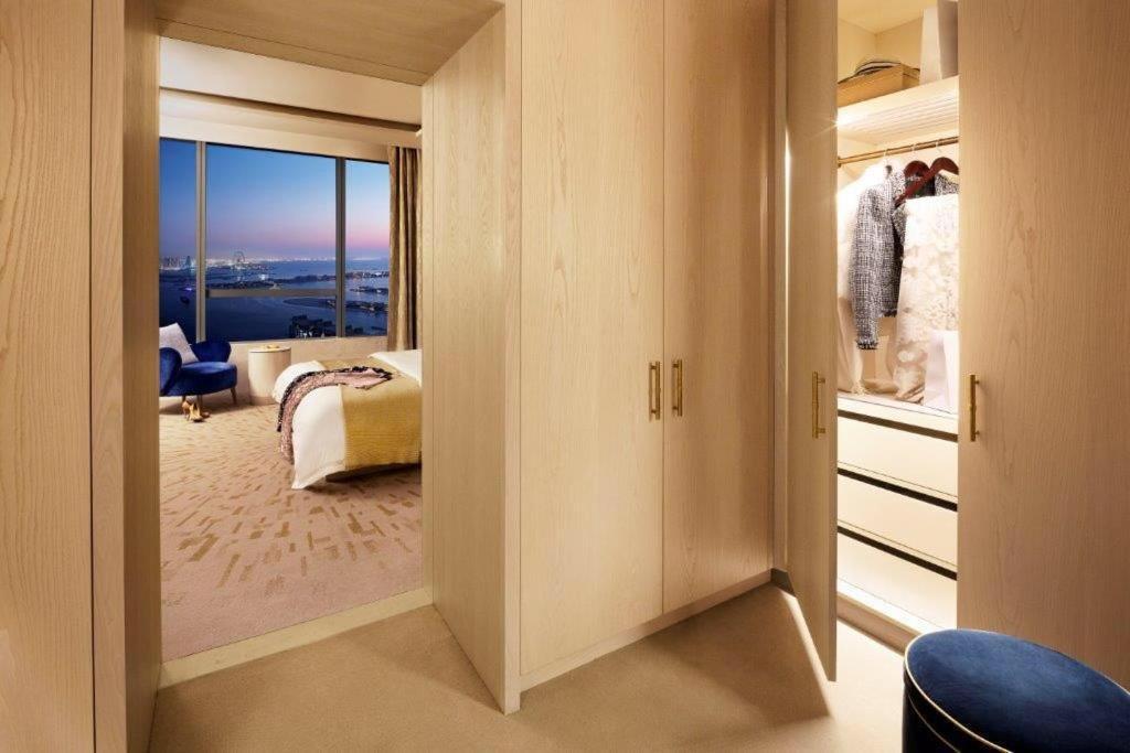 Hvr The Palm * Dubai