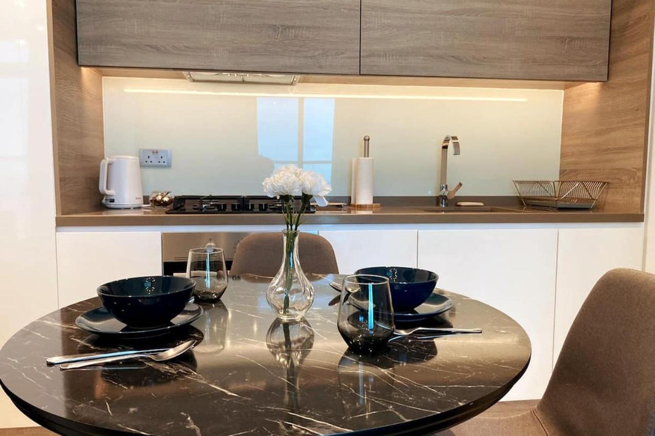 Apartment Promo I Sea View I 1 Bedroom I One Tower I Marina