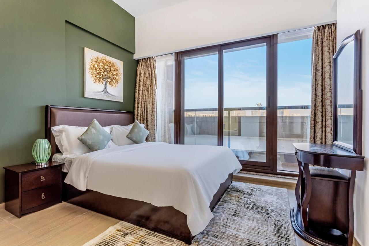 Apartment Live Spacious 3br - En With Balcony *