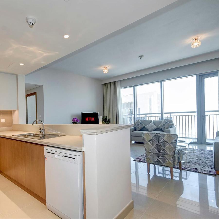 Harbour Views - Large 2 Bdr Apt - Balcony - Views