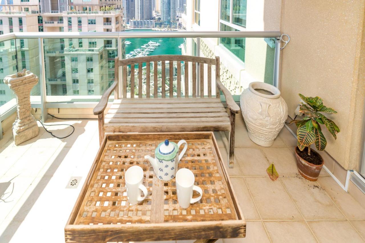 Marina - Opulent 3 Bedroom Apartment