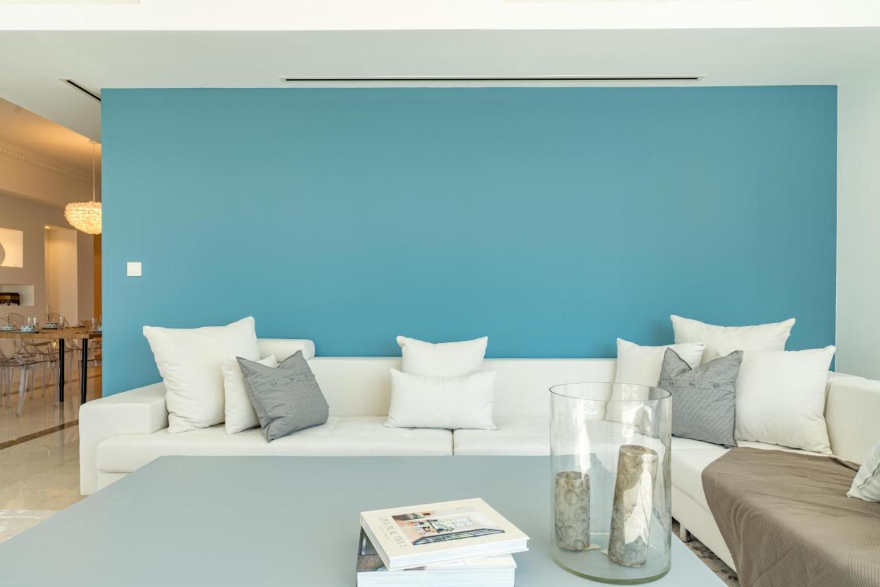 Marina - Opulent 3 Bedroom Apartment