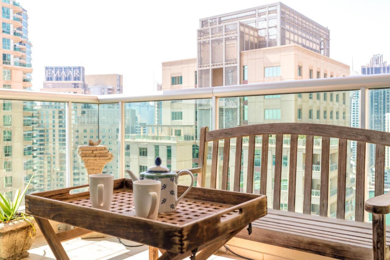 Marina - Opulent 3 Bedroom Apartment Dubai