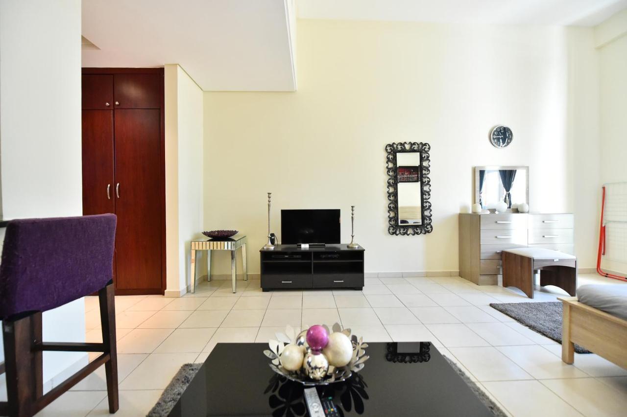 Luxury Escapes - Spacious Fully Furnished - Next To Metro, 5 Mins From Mall - Med46 Apartment