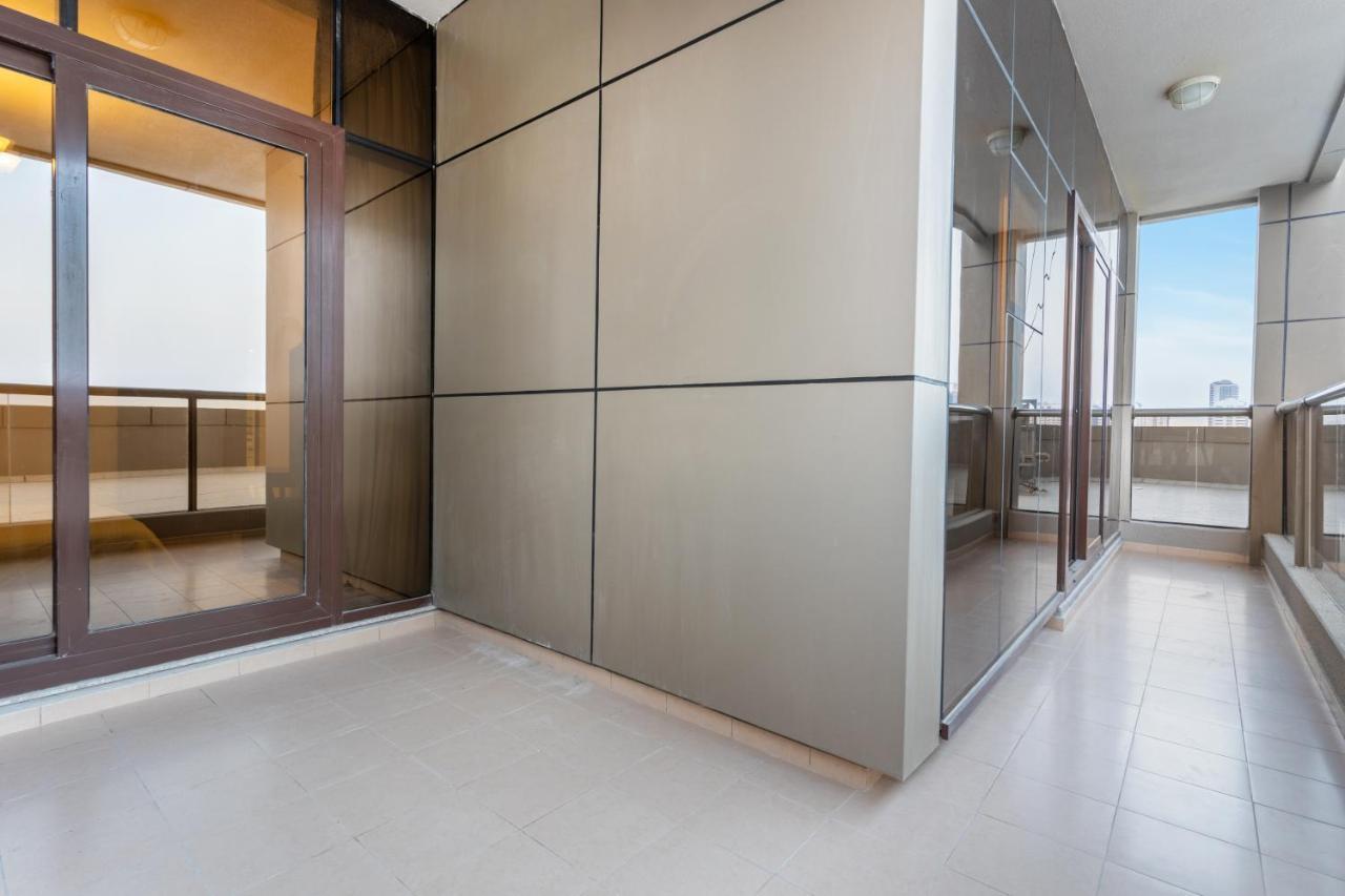 Apartment Live Spacious 3br En & Balcony