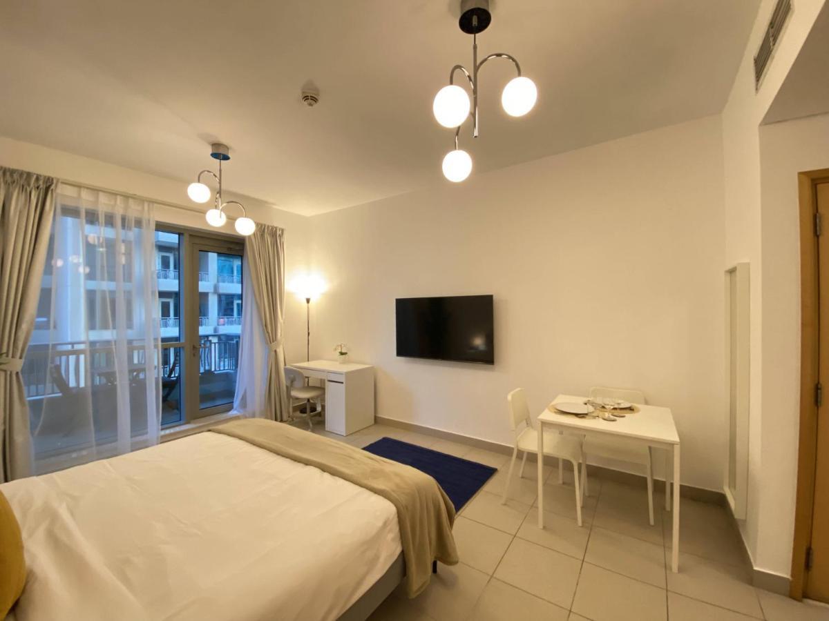 Lux Studio Downtown Fountain View Apartment *