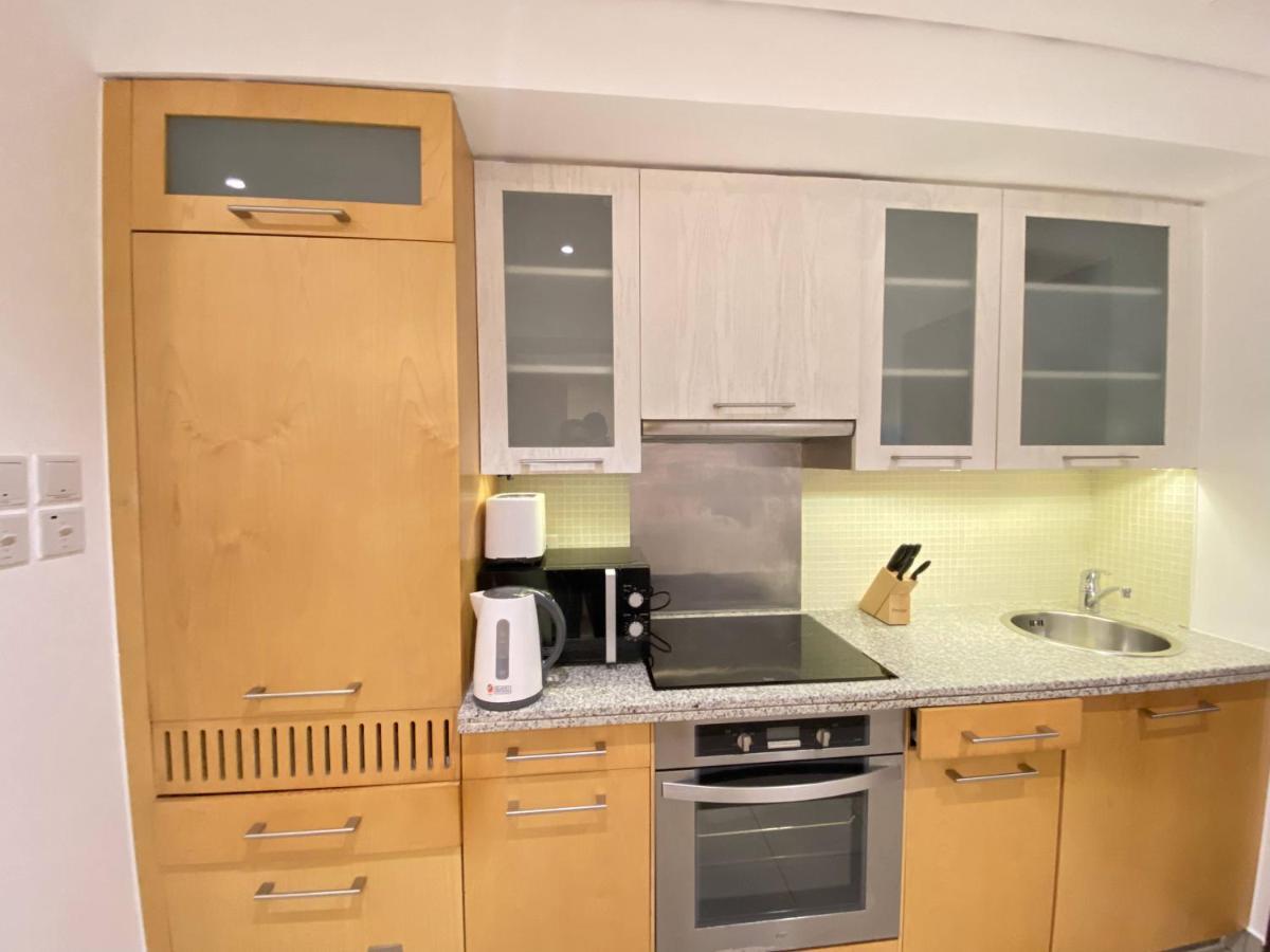 Lux Studio Downtown Fountain View Apartment *