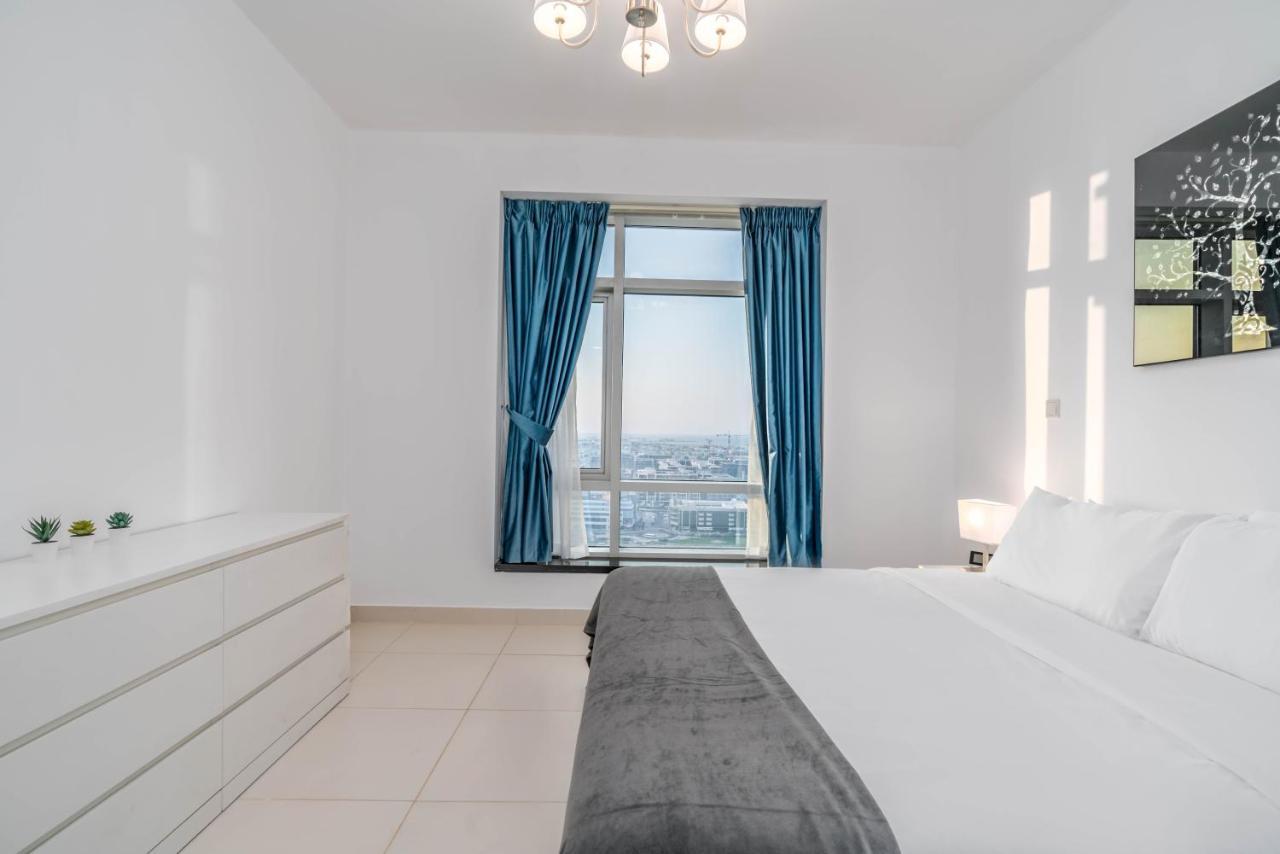 Lux Lofts Tower Downtown Boulevard & Sea Views Dubai