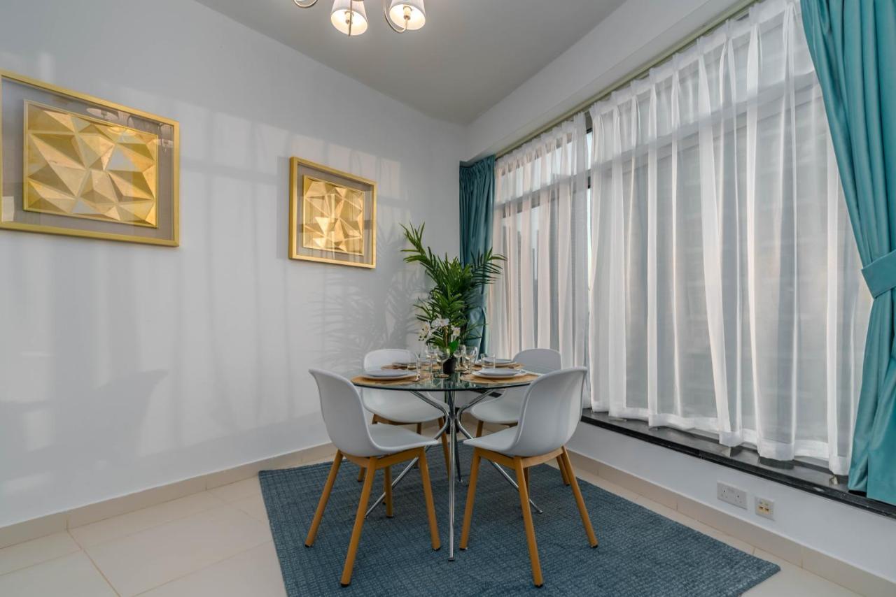 Lux Lofts Tower Downtown Boulevard & Sea Views Apartment Dubai