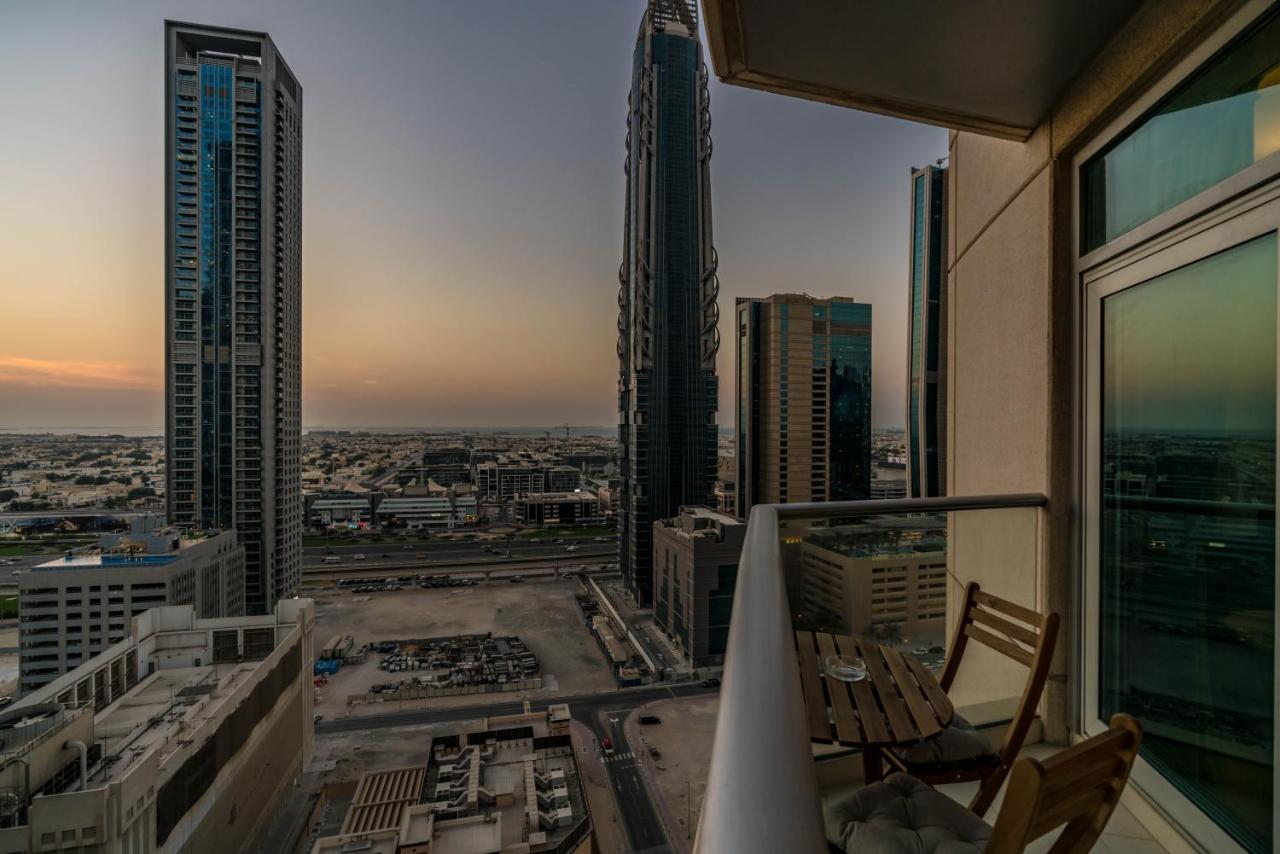 Lux Lofts Tower Downtown Boulevard & Sea Views Dubai