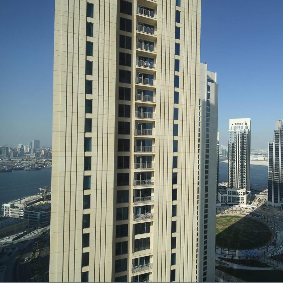 Harbour Views - Large 2 Bdr Apt - Balcony - Views Apartment *