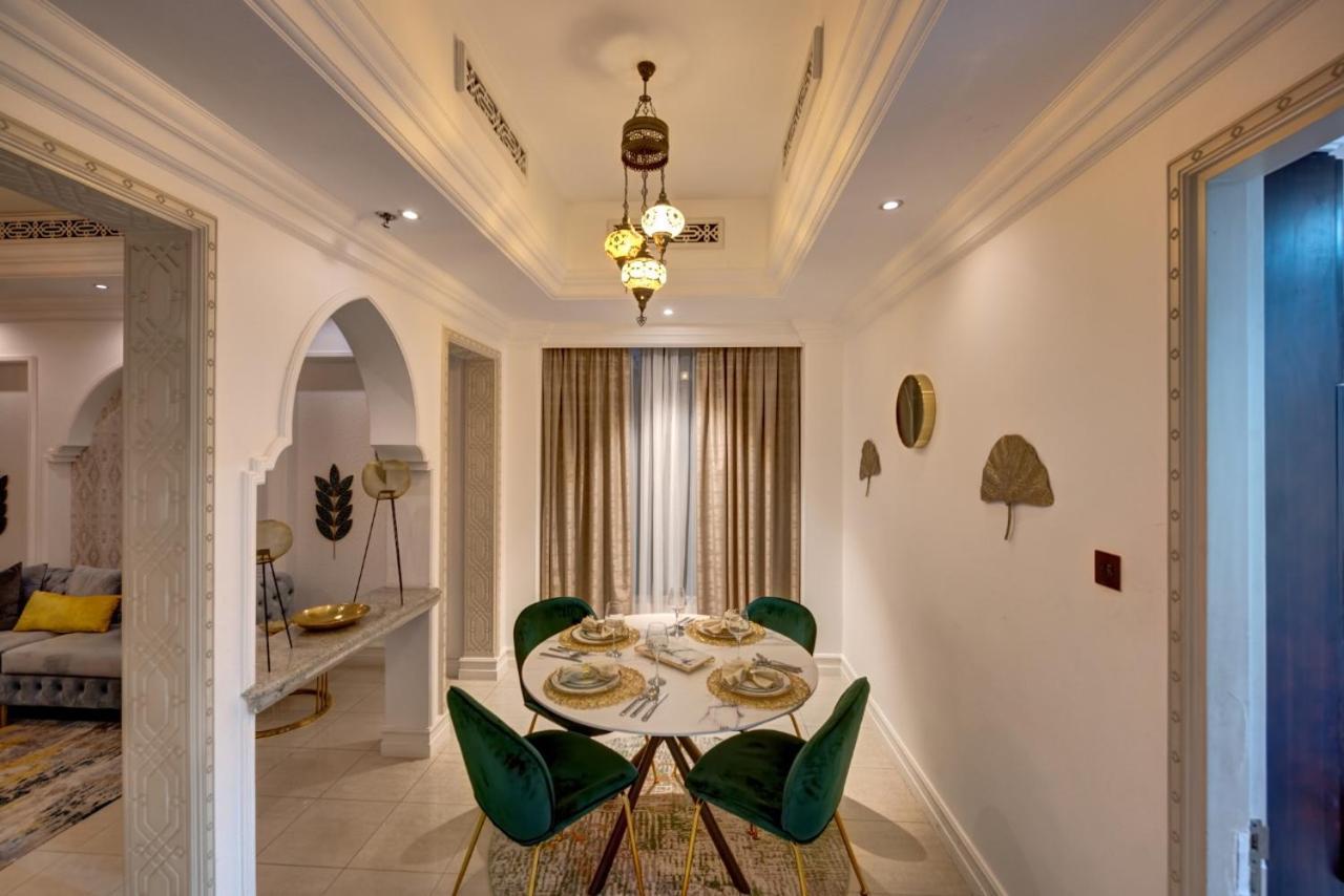 Apartment Durrani Homes - Persian Luxury At Souk Al Bahar With Private Jaccuzi *