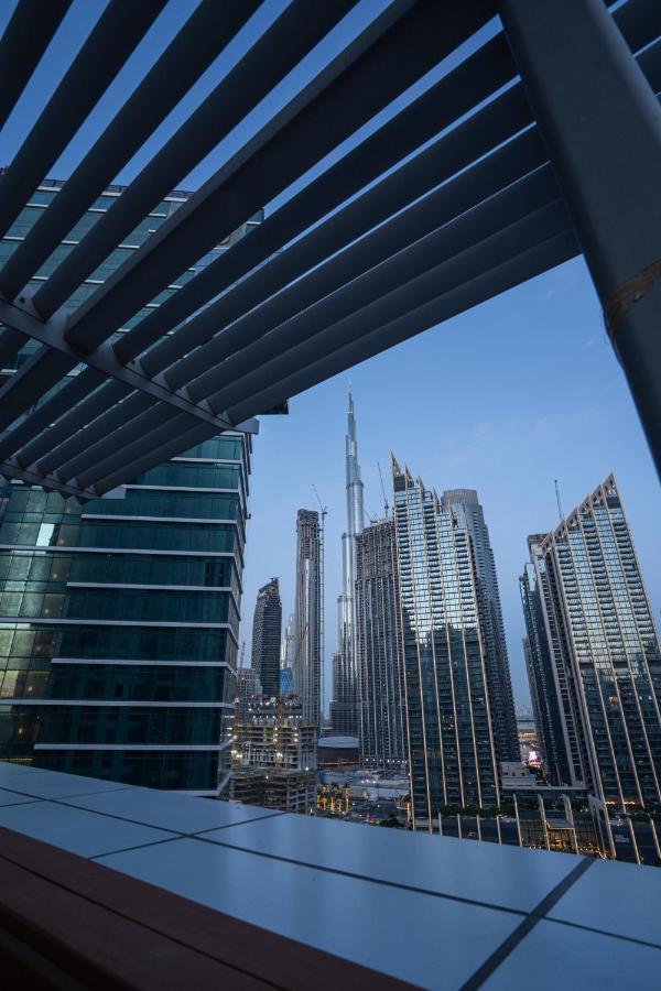Apartment 3 Bedroom W Terrace Facing Burj Khalifa.