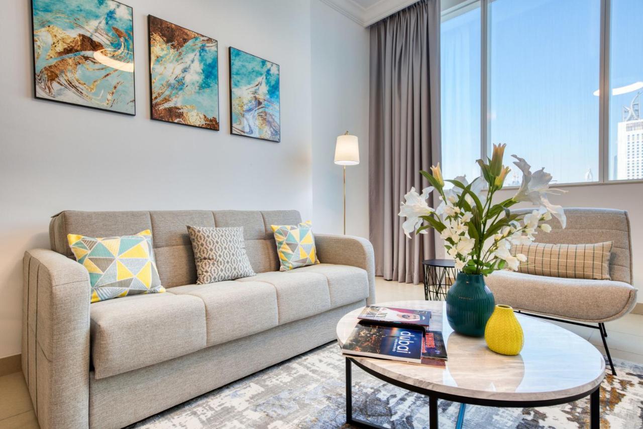Exquisite Dubai's Urban Living In The Centre Apartment