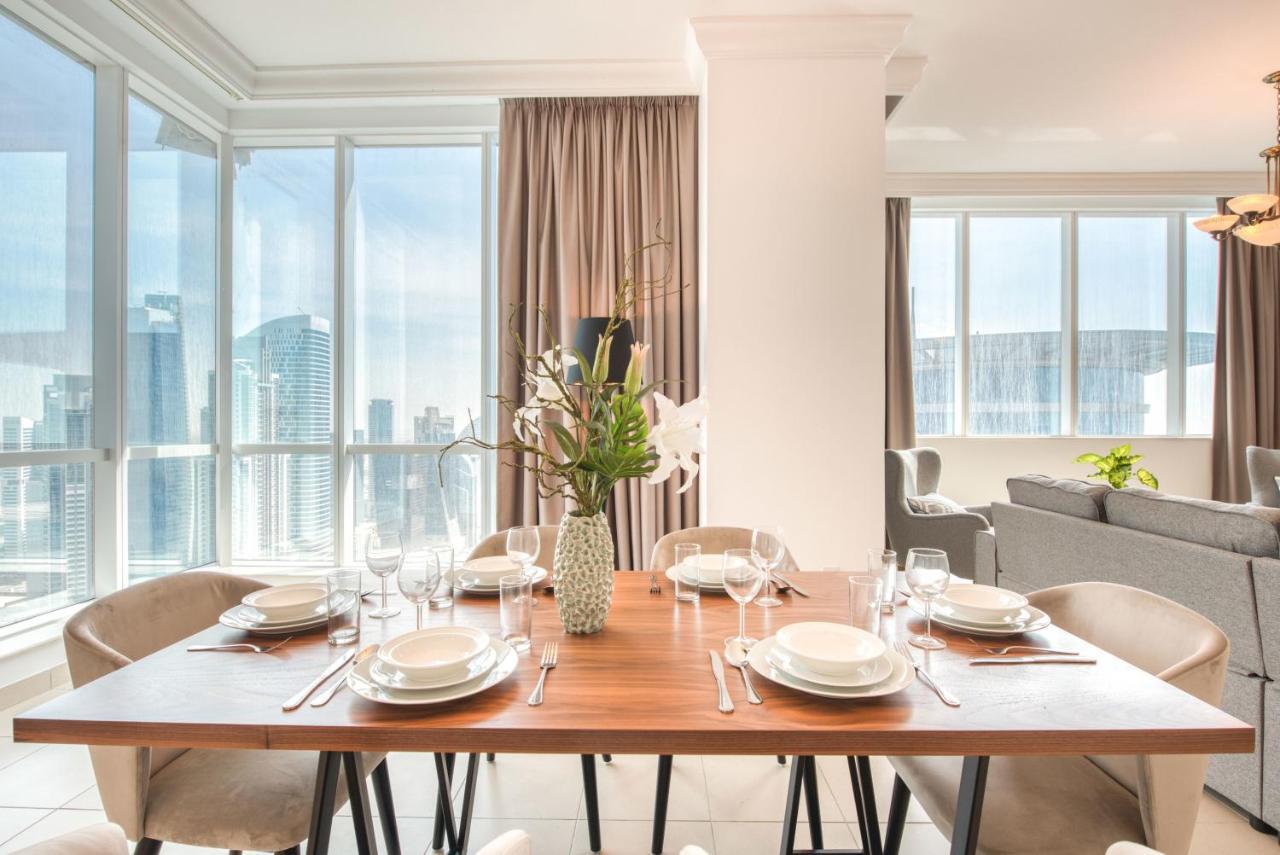 Exquisite Dubai's Urban Living In The Centre Apartment Dubai