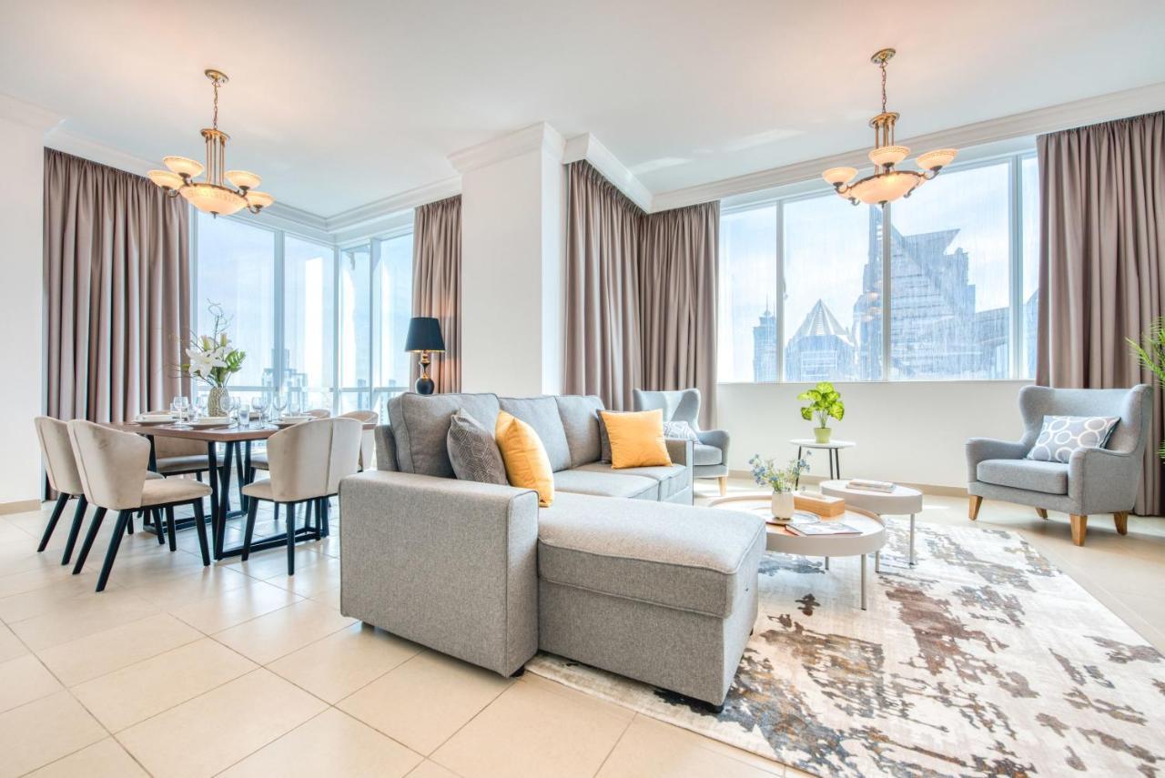 Exquisite Dubai's Urban Living In The Centre Apartment