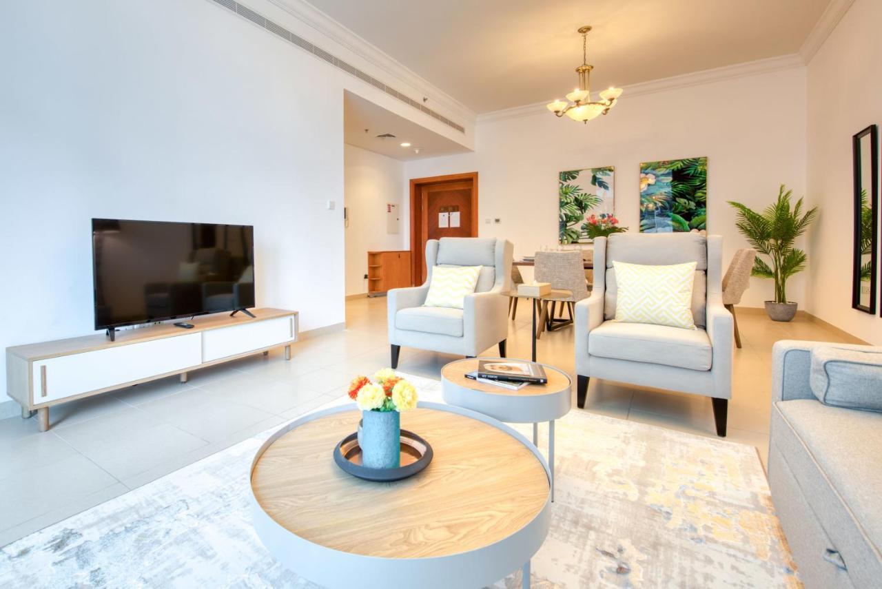 Exquisite Dubai's Urban Living In The Centre Apartment Dubai