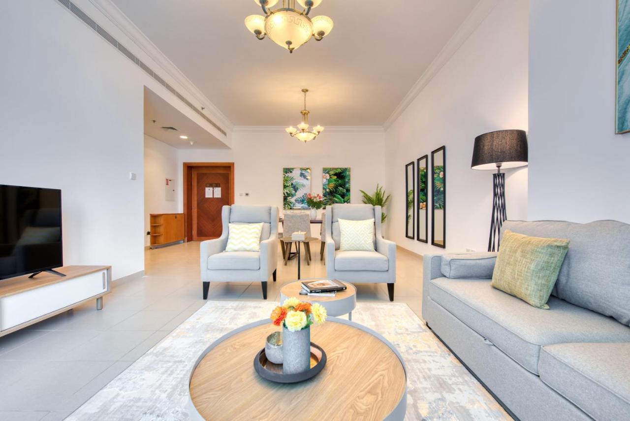 Exquisite Dubai's Urban Living In The Centre Apartment Dubai