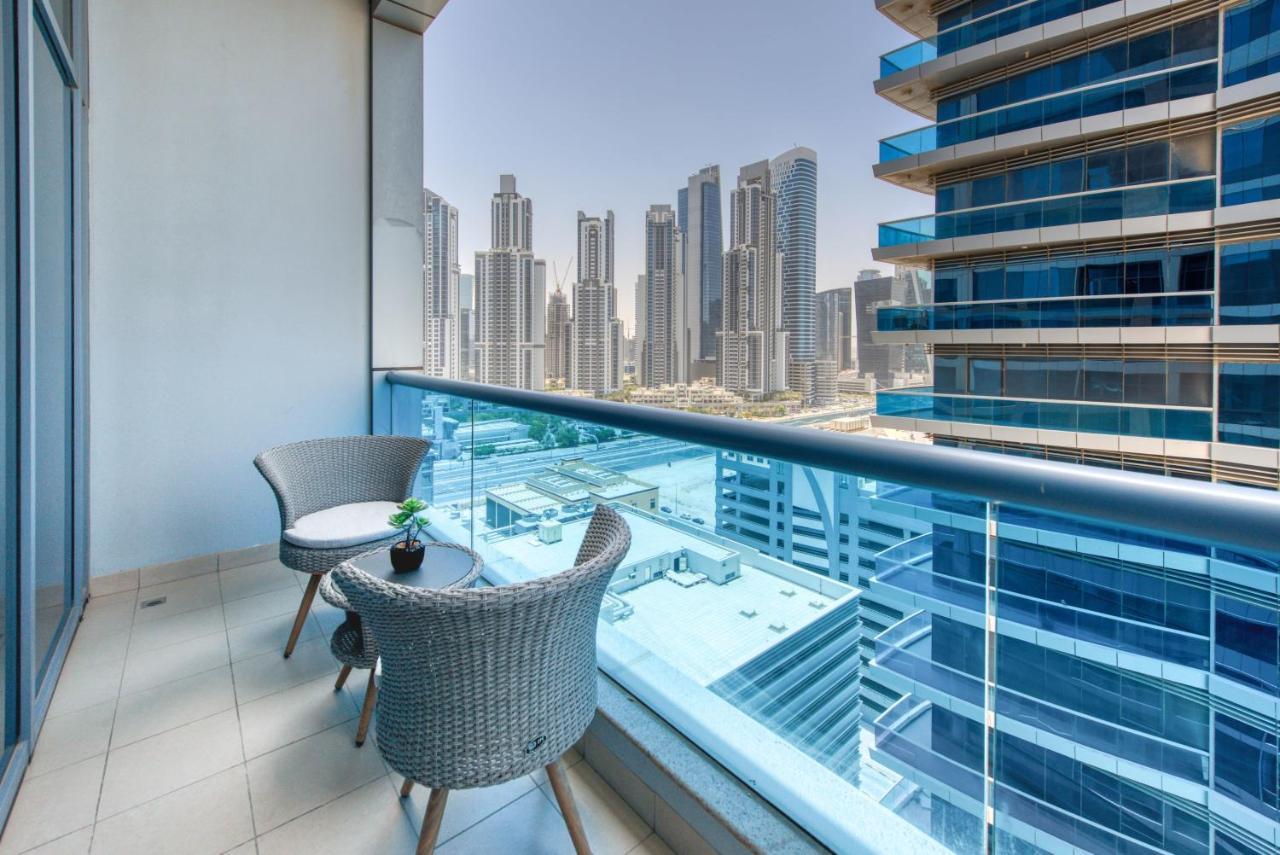 Exquisite Dubai's Urban Living In The Centre Apartment Dubai