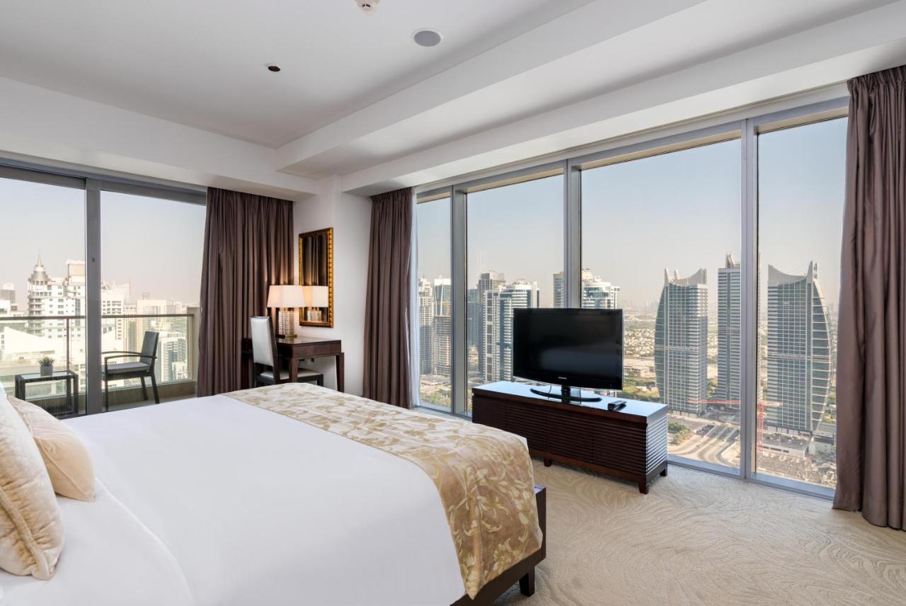 Apartment Homes By Al Ghurair - Emaar Marina Former Address Marina Residence- *