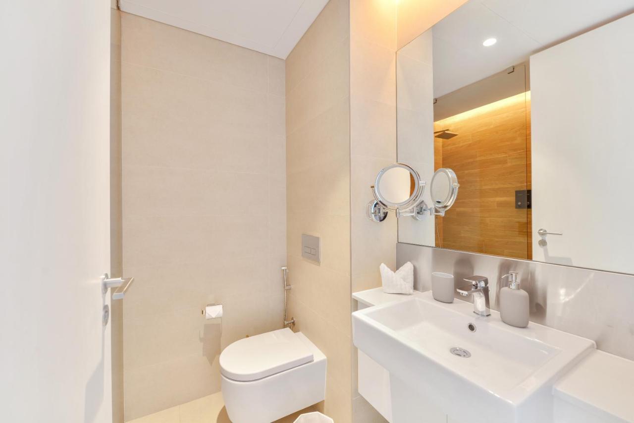 Apartment Luxurious 3 Bedroom W Maidroom In Bluewaters Island Dubai