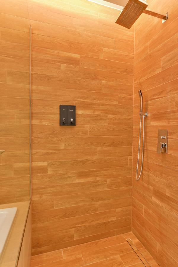 Luxurious 3 Bedroom W Maidroom In Bluewaters Island * Dubai
