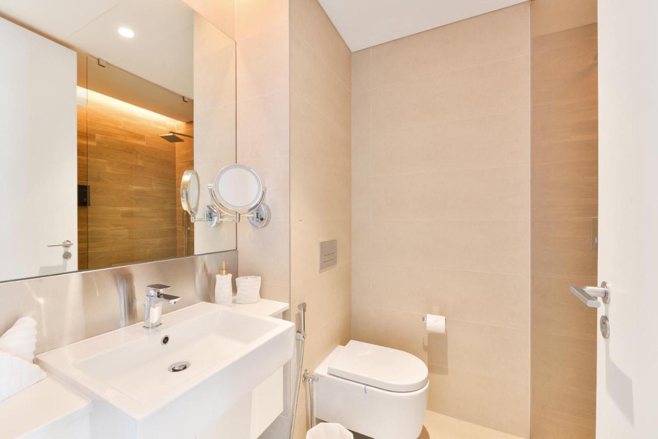 Luxurious 3 Bedroom W Maidroom In Bluewaters Island Apartment *