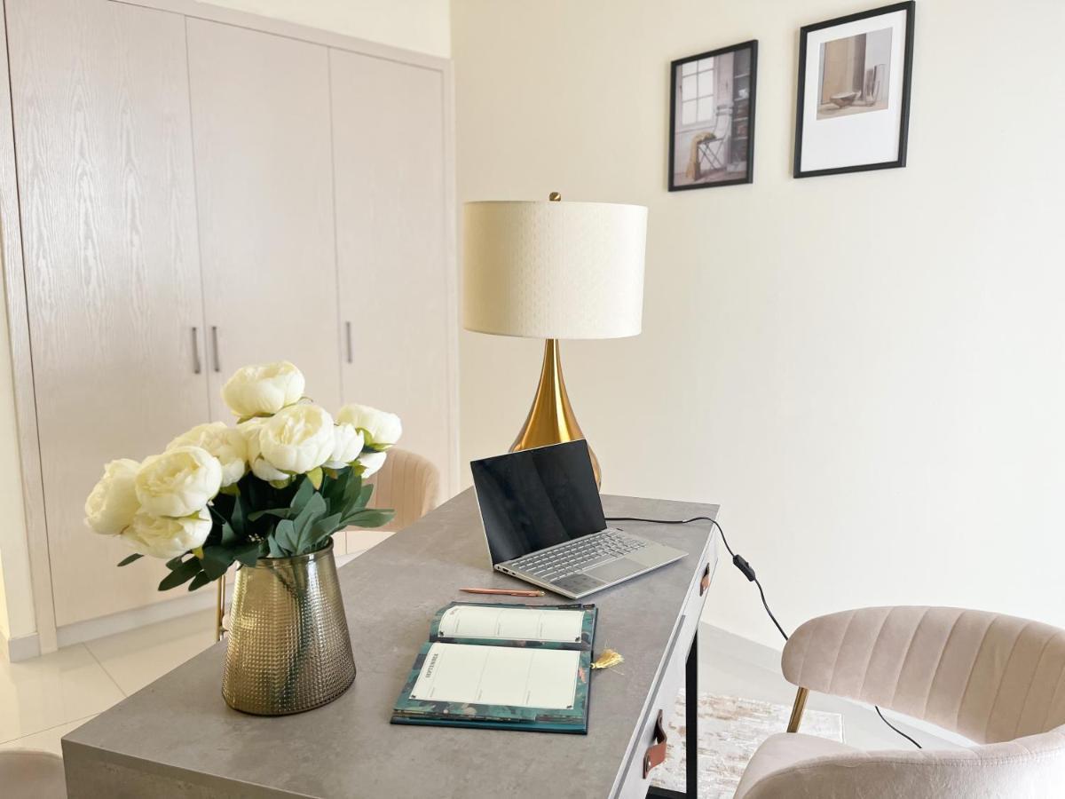 Luxury 6 Bedroom With Private Office & Bbq Area, Unbeatable Amenities Dubai