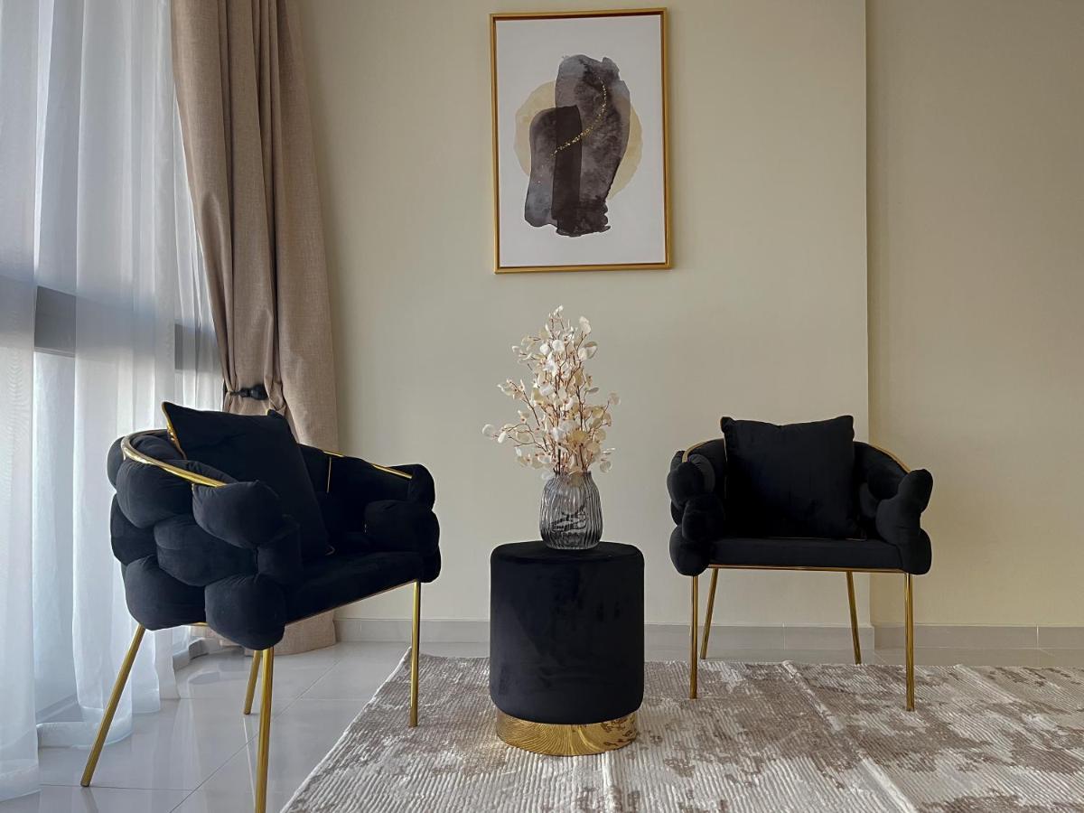 Luxury 6 Bedroom With Private Office & Bbq Area, Unbeatable Amenities Villa *