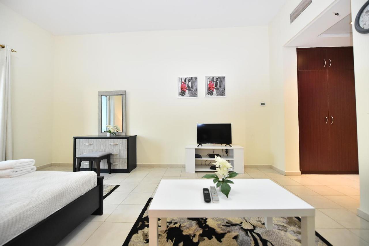 Luxury Escapes - Budget With Garden Views Near Metro - Med64 Dg * Dubai
