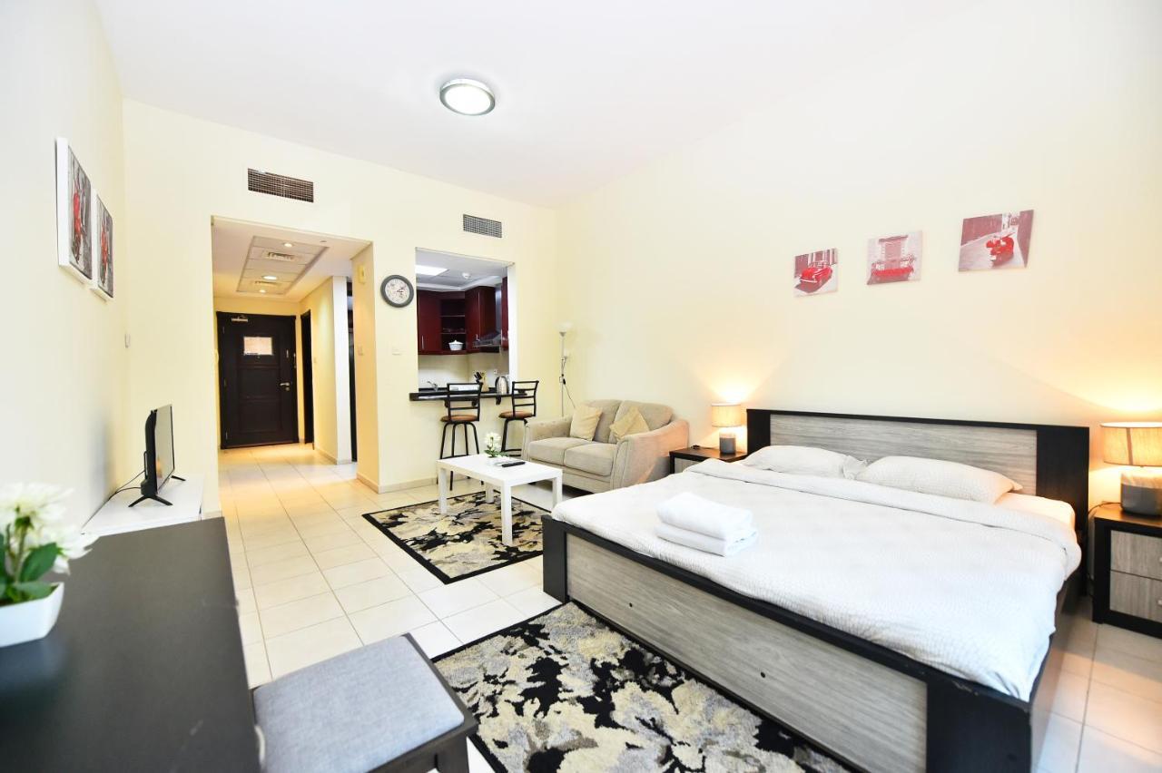 Apartment Luxury Escapes - Budget With Garden Views Near Metro - Med64 Dg *
