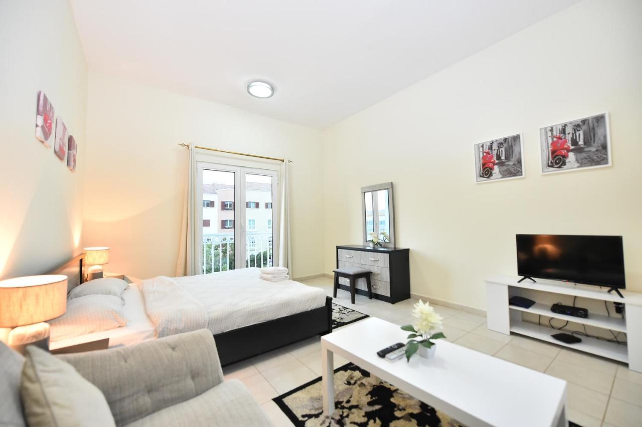 Apartment Luxury Escapes - Budget With Garden Views Near Metro - Med64 Dg *