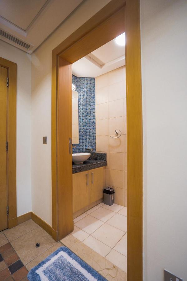 Luxury 4br - Palm Jumeriah - Club Access Apartment *