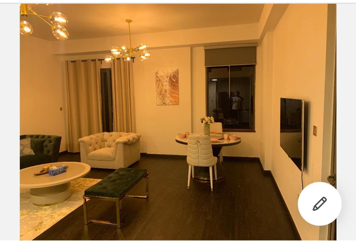 Usmans 1 Bedroom 4 Beds Jbr Huge Sea View 120 Sqm 2 Balconies