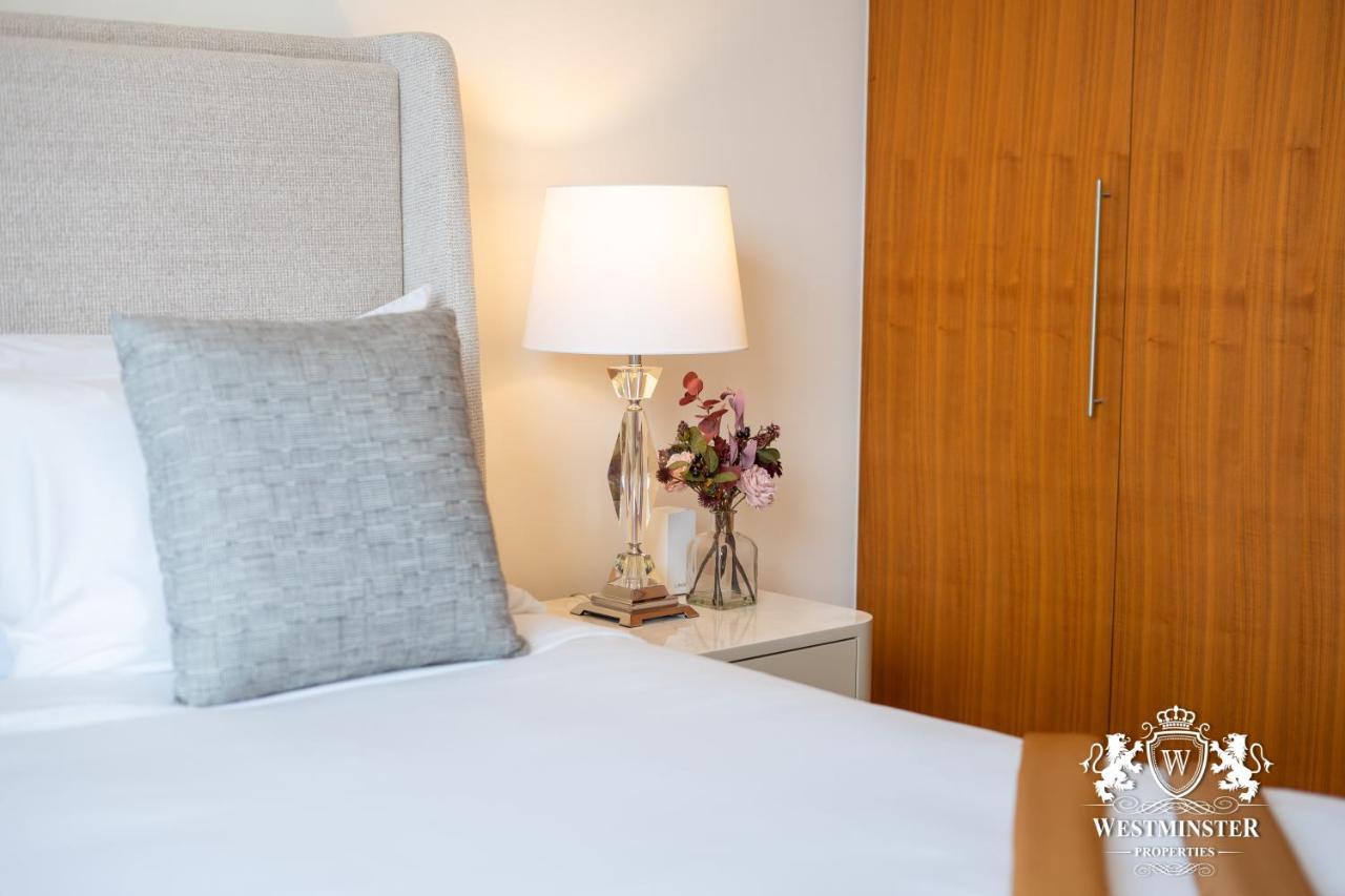 Westminster Boulevard Point Apartment *