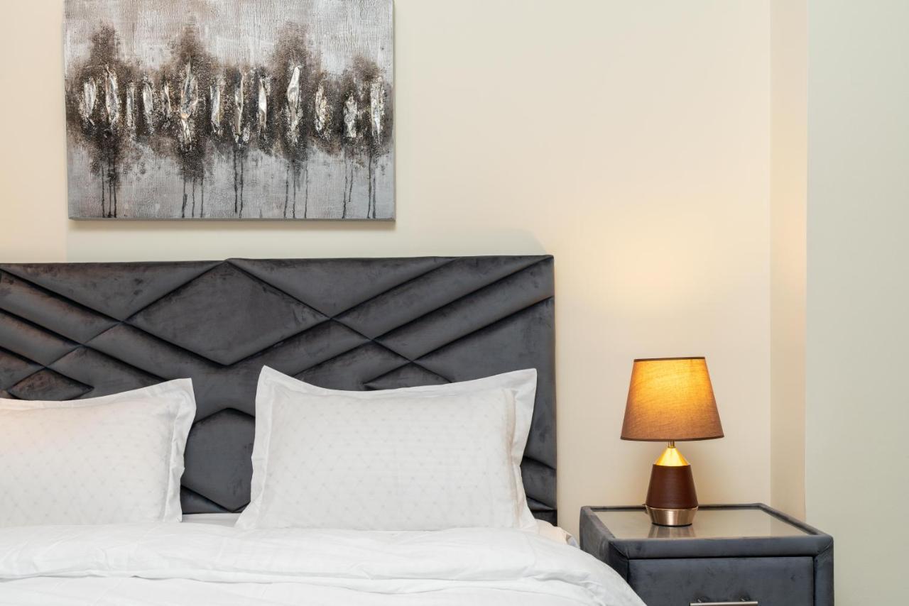 Luxury With Balcony - Mall Of Emirates * Dubai